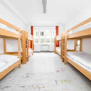  Albergue Benedikt Center República Checa
